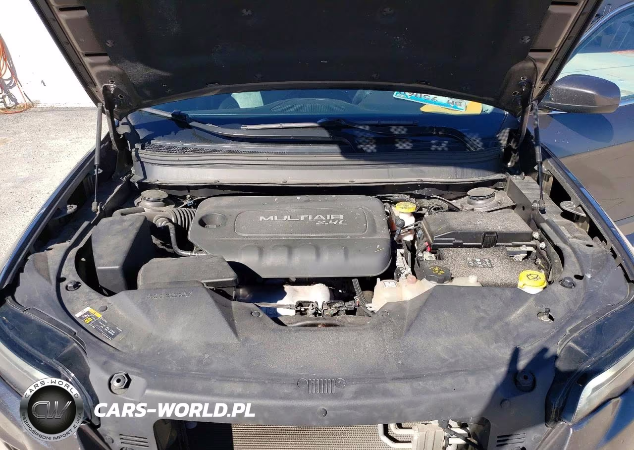 2019 Jeep Cherokee Latitude Plus VIN:1C4PJMLB0KD181029 - 12