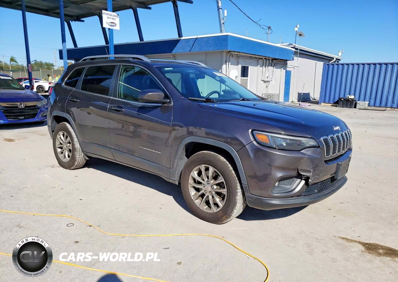 2019 Jeep Cherokee Latitude Plus VIN:1C4PJMLB0KD181029 - 4
