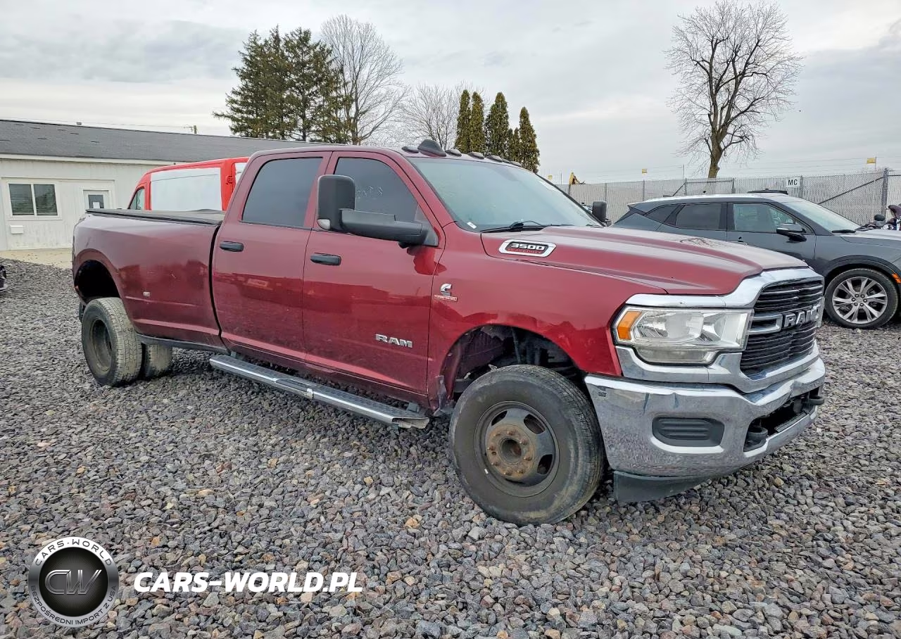 2021 Ram 3500 Tradesman VIN:3C63RRGLXMG623190 - 4