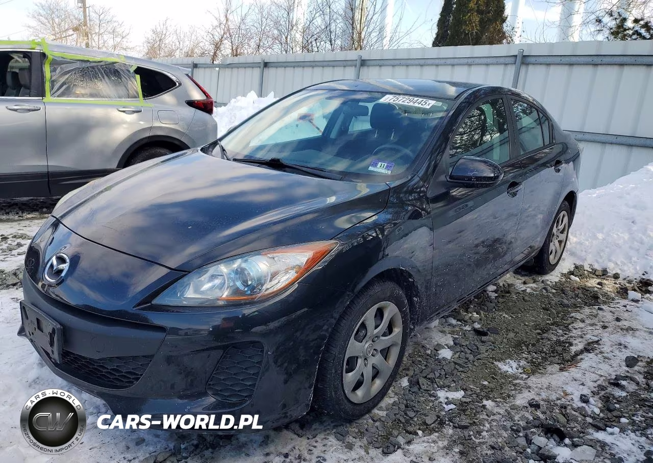 2013 Mazda 3 I