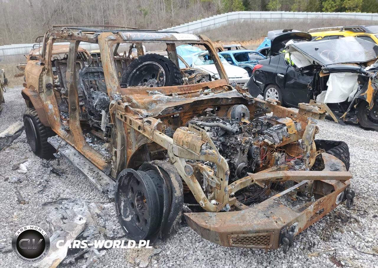 2022 Ford Bronco Base VIN:1FMDE5DH9NLB79043 - 4