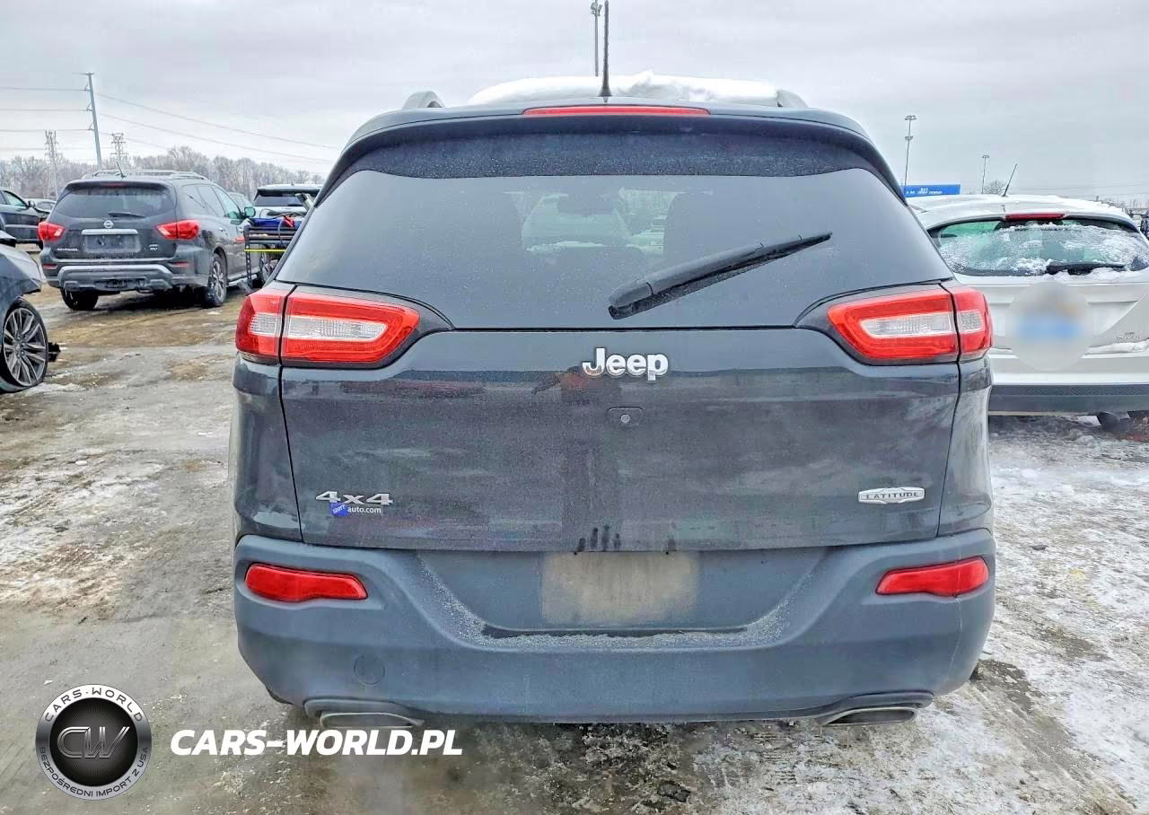 2016 Jeep Cherokee Latitude VIN:1C4PJMCS3GW294419 - 6