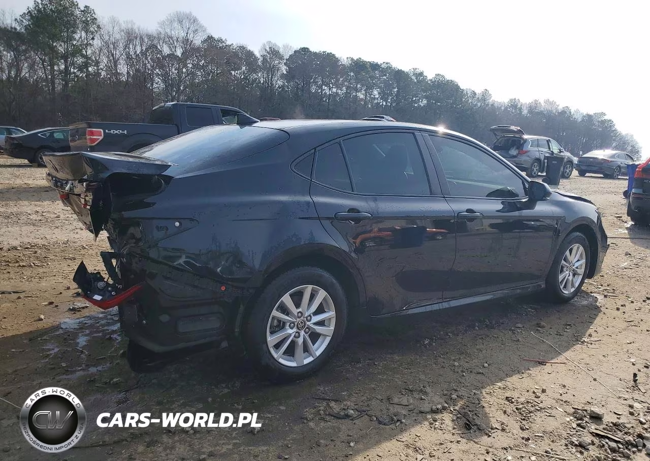 2025 Toyota Camry Le VIN:4T1DAACK9SU502790 - 3