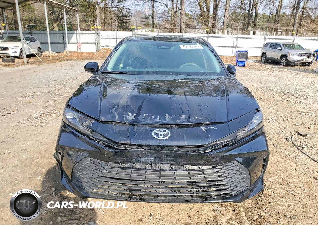 2025 Toyota Camry Le VIN:4T1DAACK9SU502790 - 5