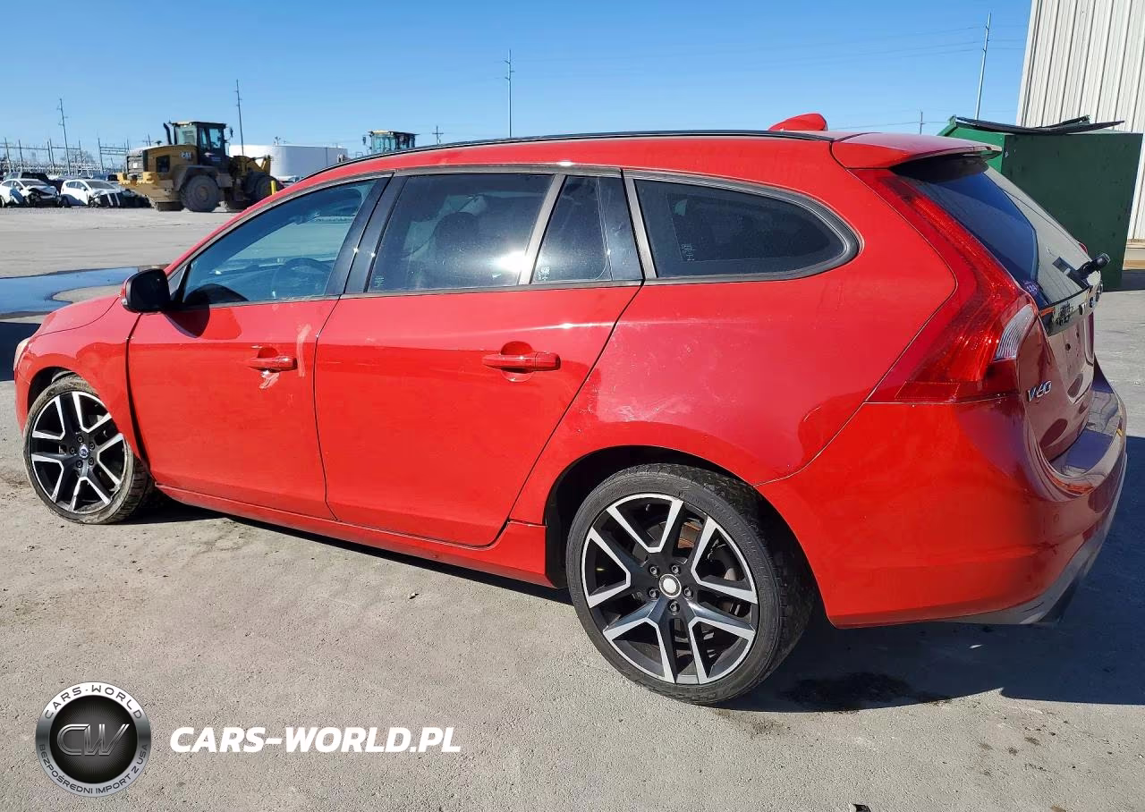 2018 Volvo V60 T5 Dynamic VIN:YV140MEL4J2390029 - 2