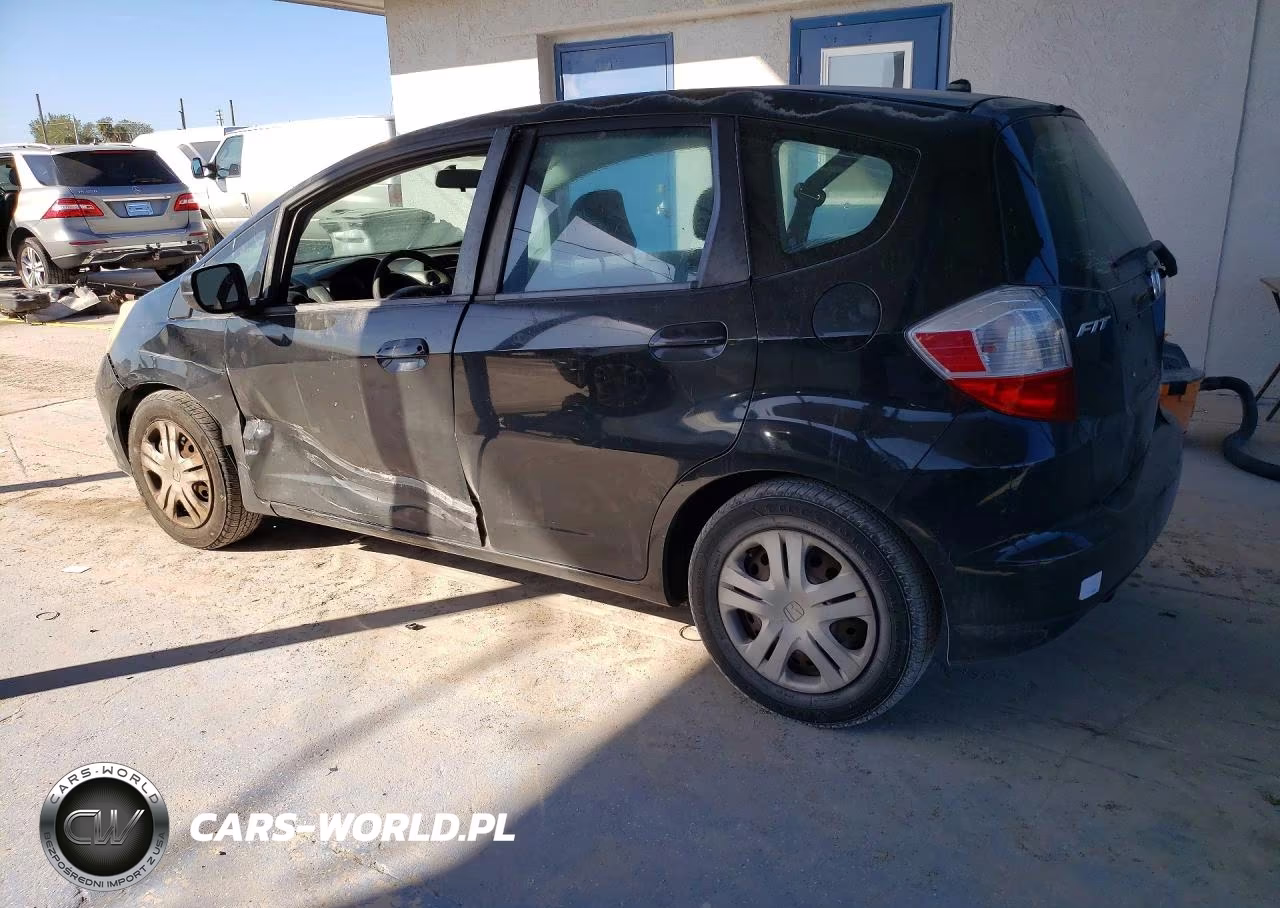 2011 Honda Fit VIN:JHMGE8H36BC007340 - 2