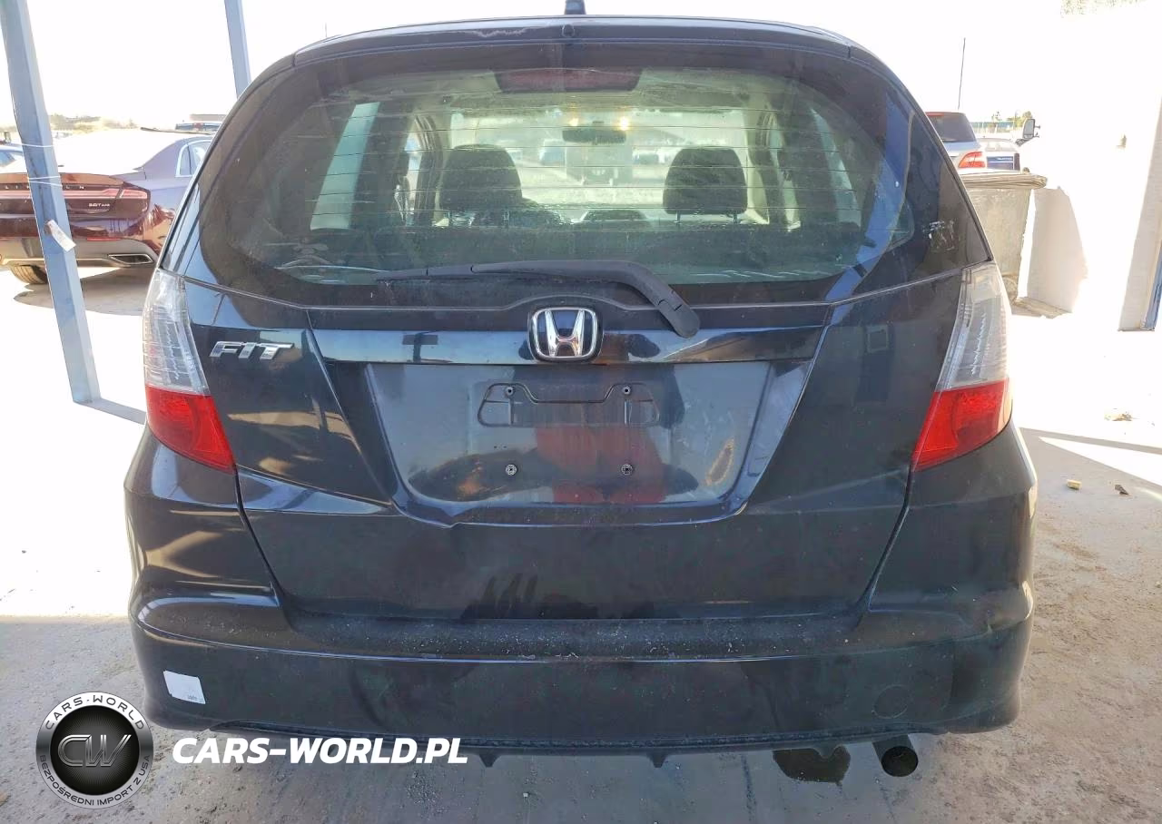 2011 Honda Fit VIN:JHMGE8H36BC007340 - 6