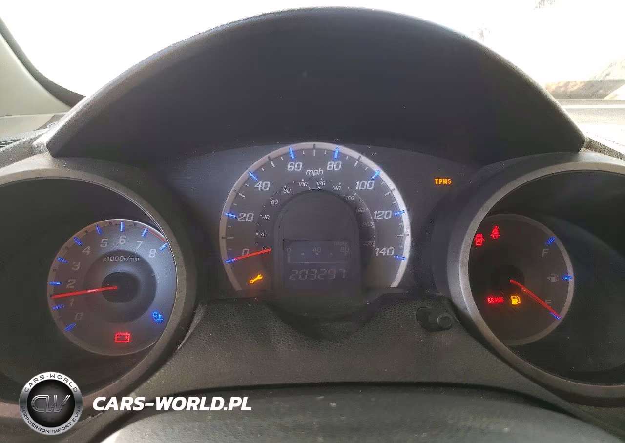 2011 Honda Fit VIN:JHMGE8H36BC007340 - 9