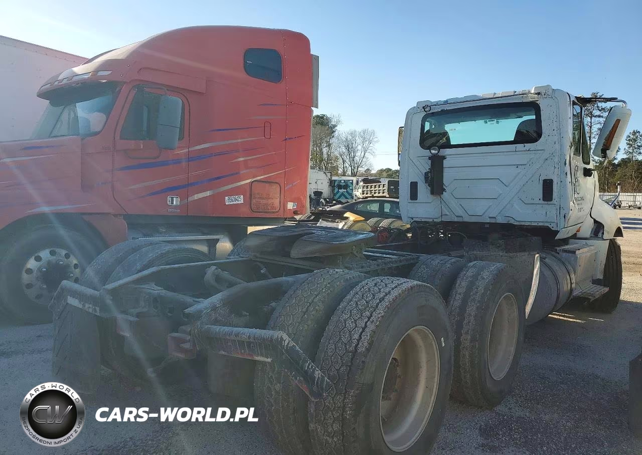 2015 International Prostar Semi Truck VIN:1HSDJAPR1FH653267 - 4