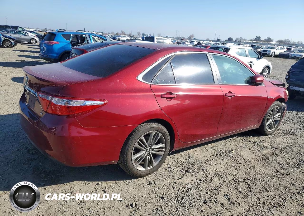 2015 Toyota Camry Le VIN:4T1BF1FK1FU899051 - 3