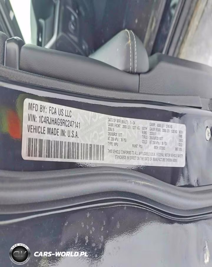 2024 Jeep Grand Cherokee Laredo VIN:1C4RJHAG9RC247141 - 13