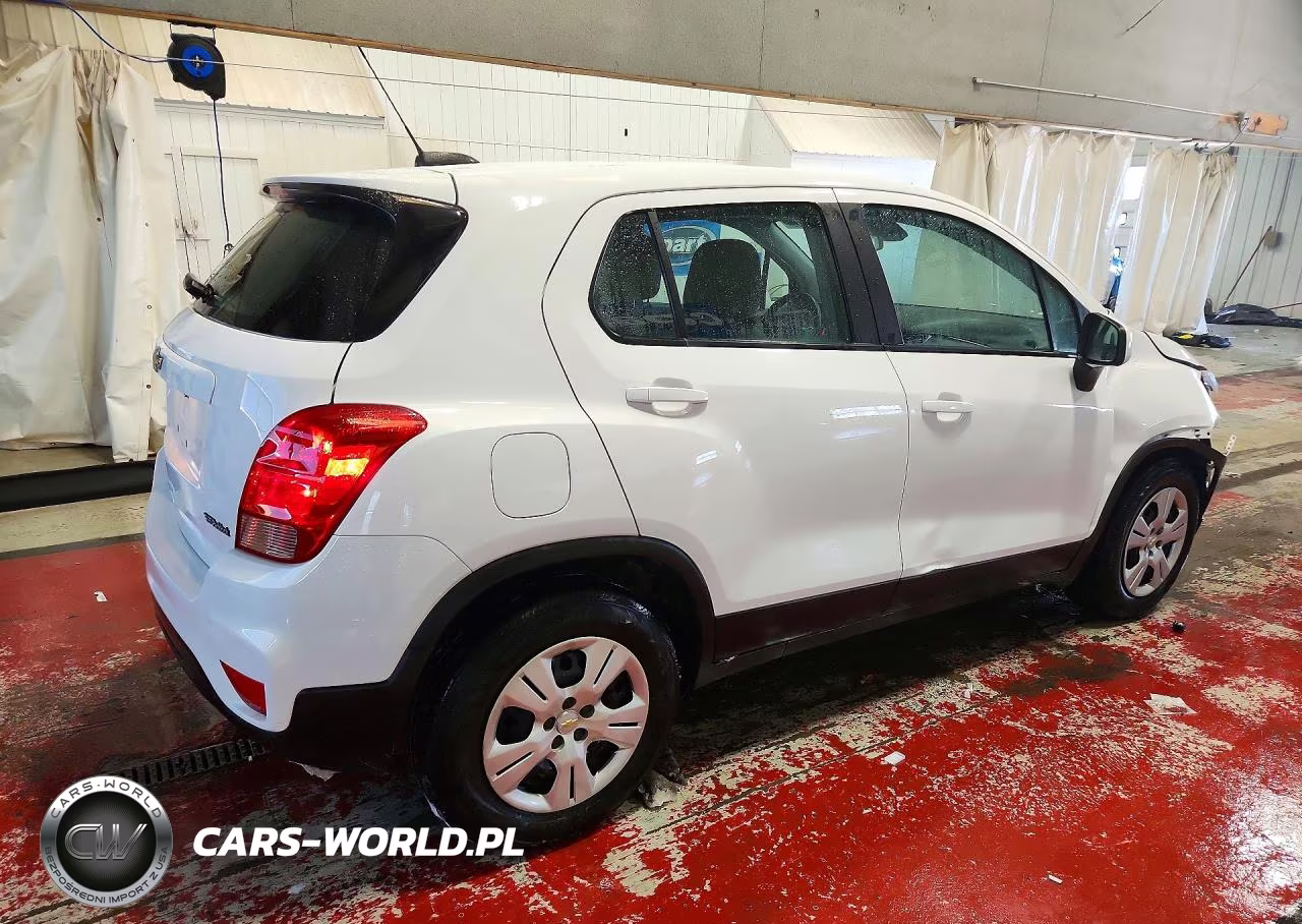 2019 Chevrolet Trax Ls VIN:LSGCJKSB6KY000551 - 3