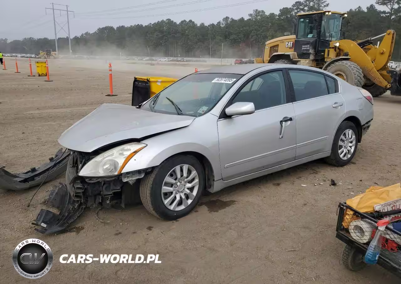 2012 Nissan Altima Base