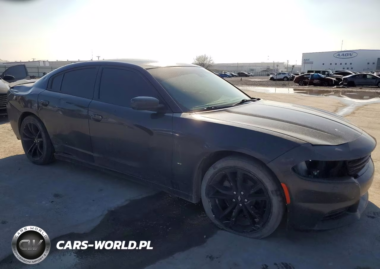 2018 Dodge Charger Sxt VIN:2C3CDXBG5JH134461 - 4