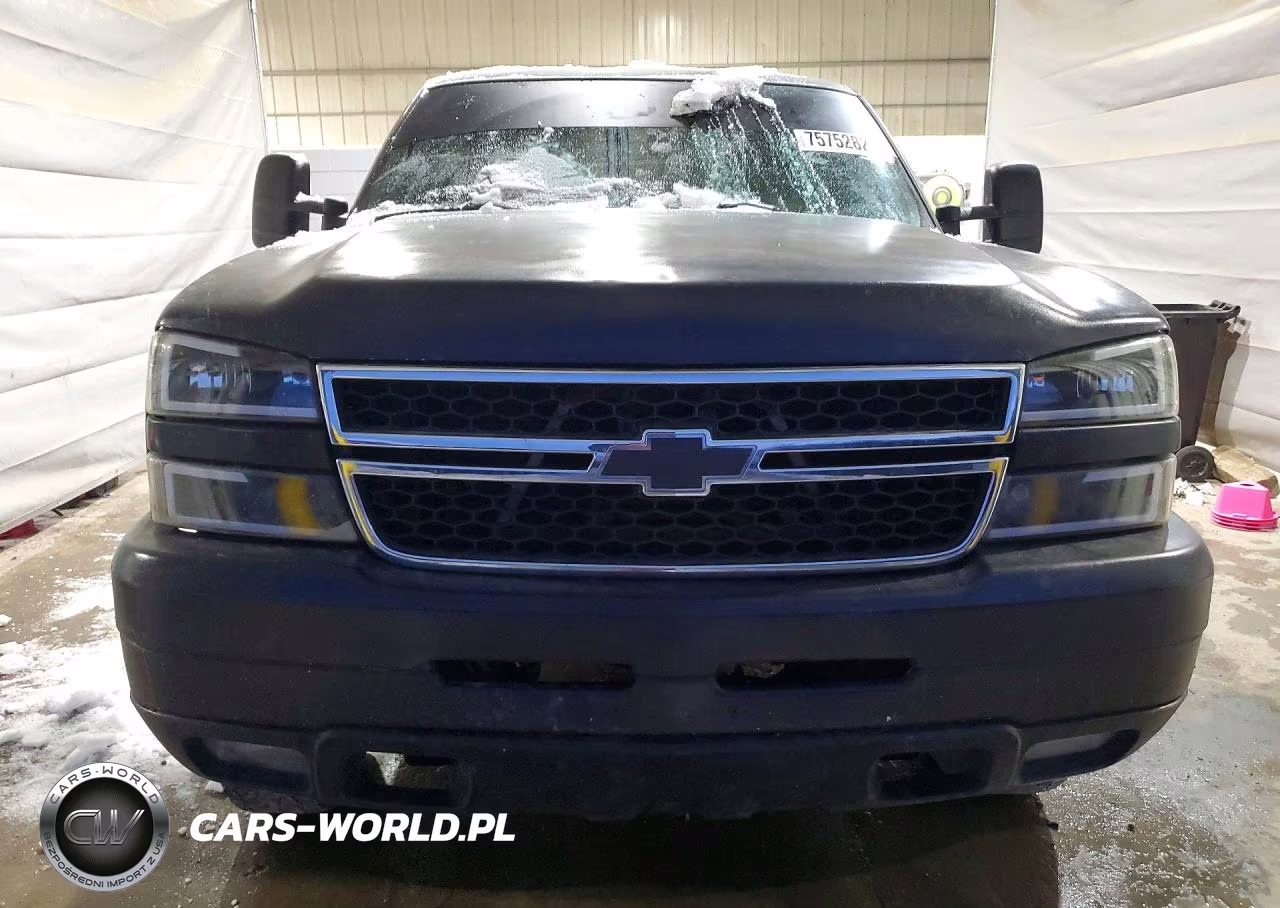 2006 Chevrolet Silverado C2500 Heavy Duty VIN:1GCHC23U76F102907 - 5
