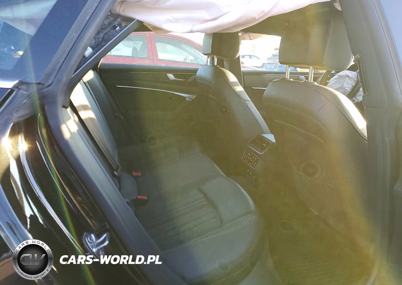 2019 Audi A7 Premium Plus S-Line VIN:WAUU2AF21KN026555 - 10
