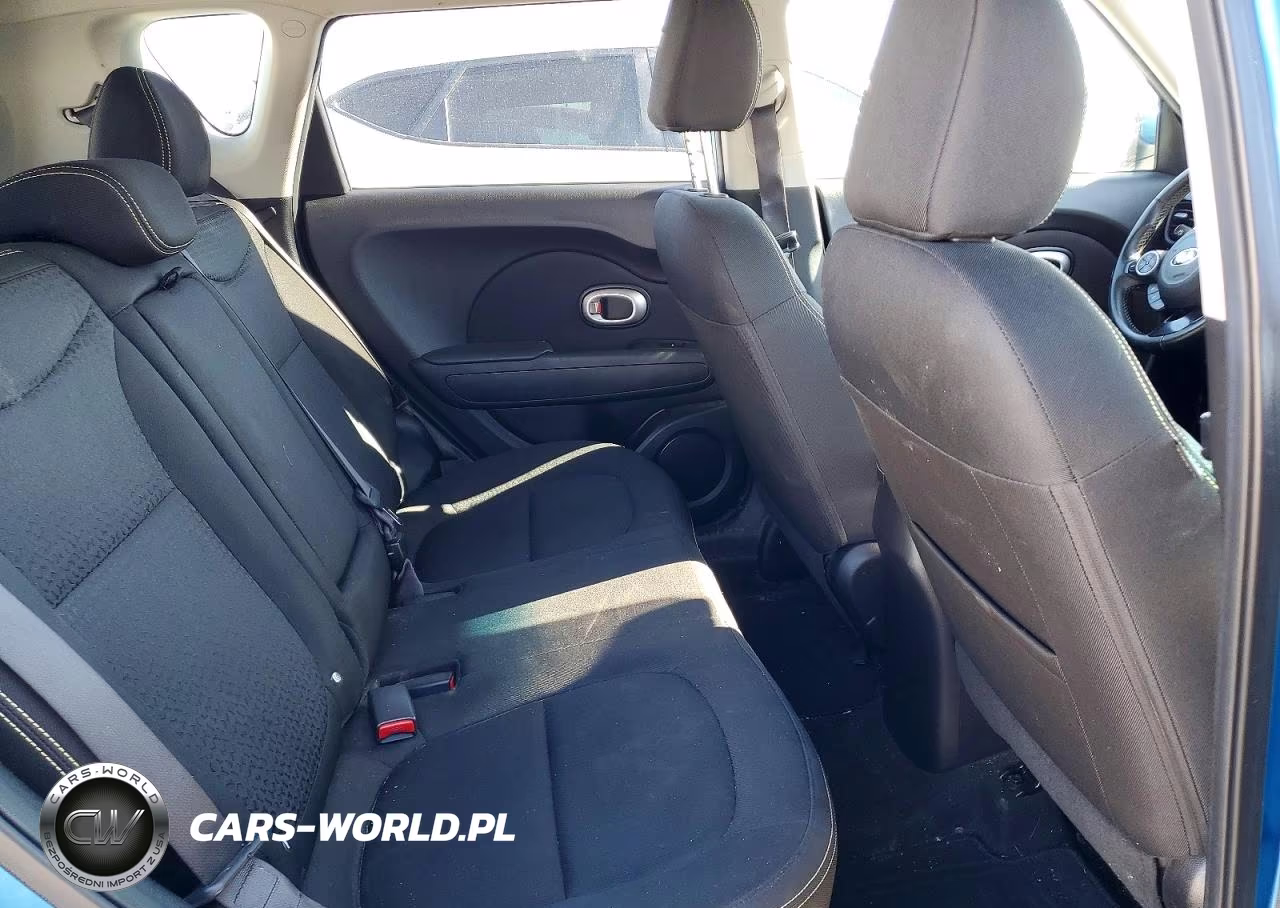 2016 Kia Soul + VIN:KNDJP3A59G7401141 - 10