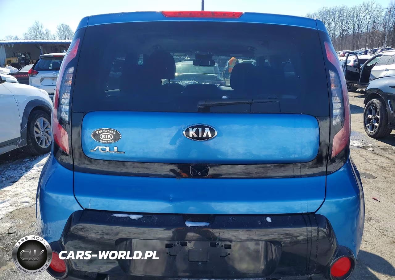 2016 Kia Soul + VIN:KNDJP3A59G7401141 - 6