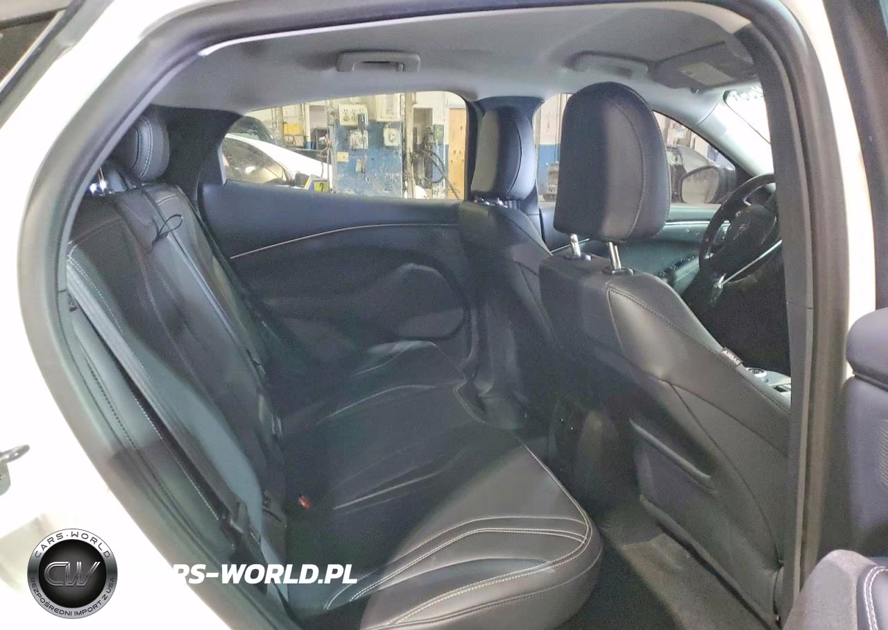 2024 Ford Mustang Mach-E Premium VIN:3FMTK3SUXRMA08959 - 11