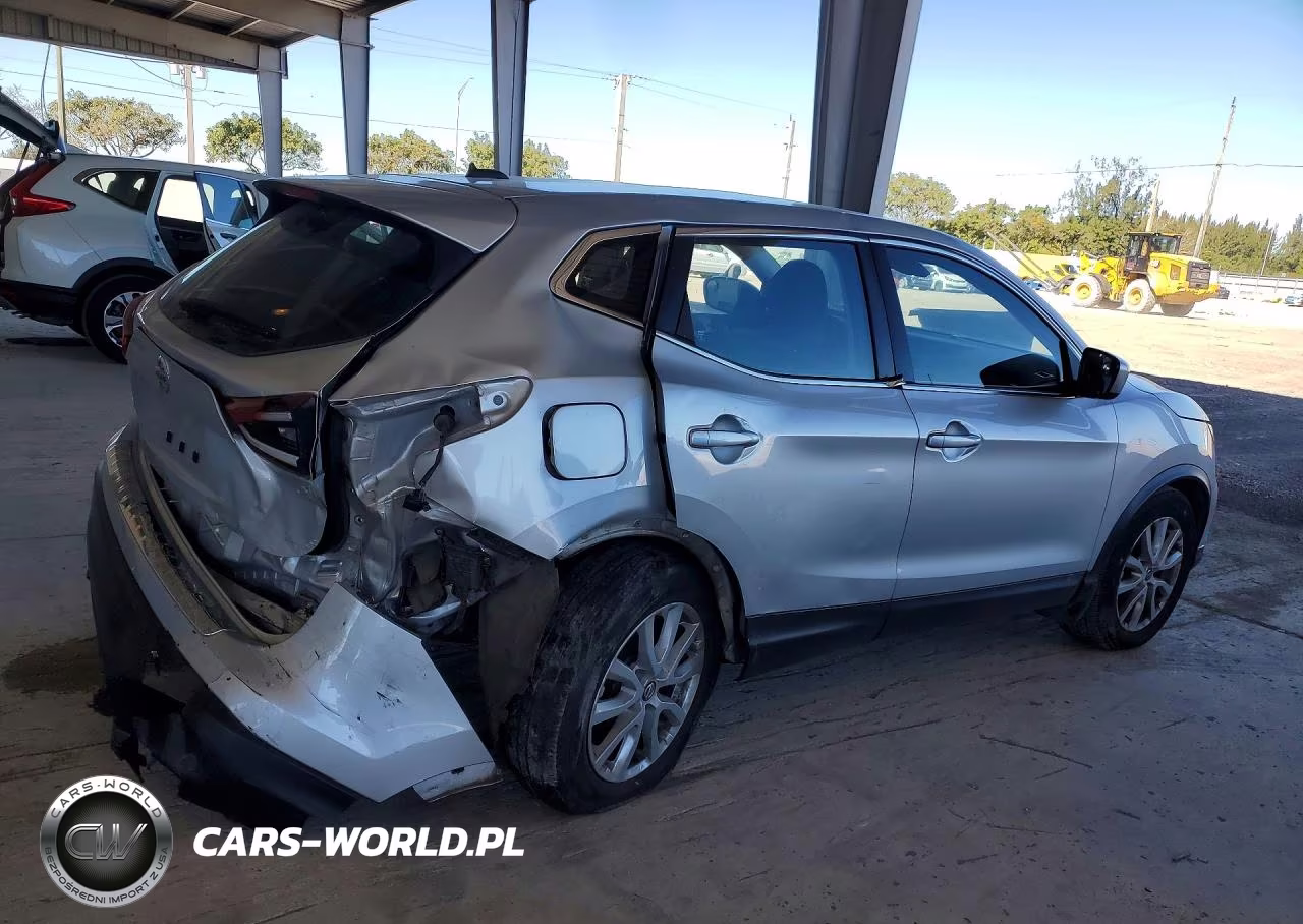 2020 Nissan Rogue Sport S VIN:JN1BJ1CV7LW552263 - 3