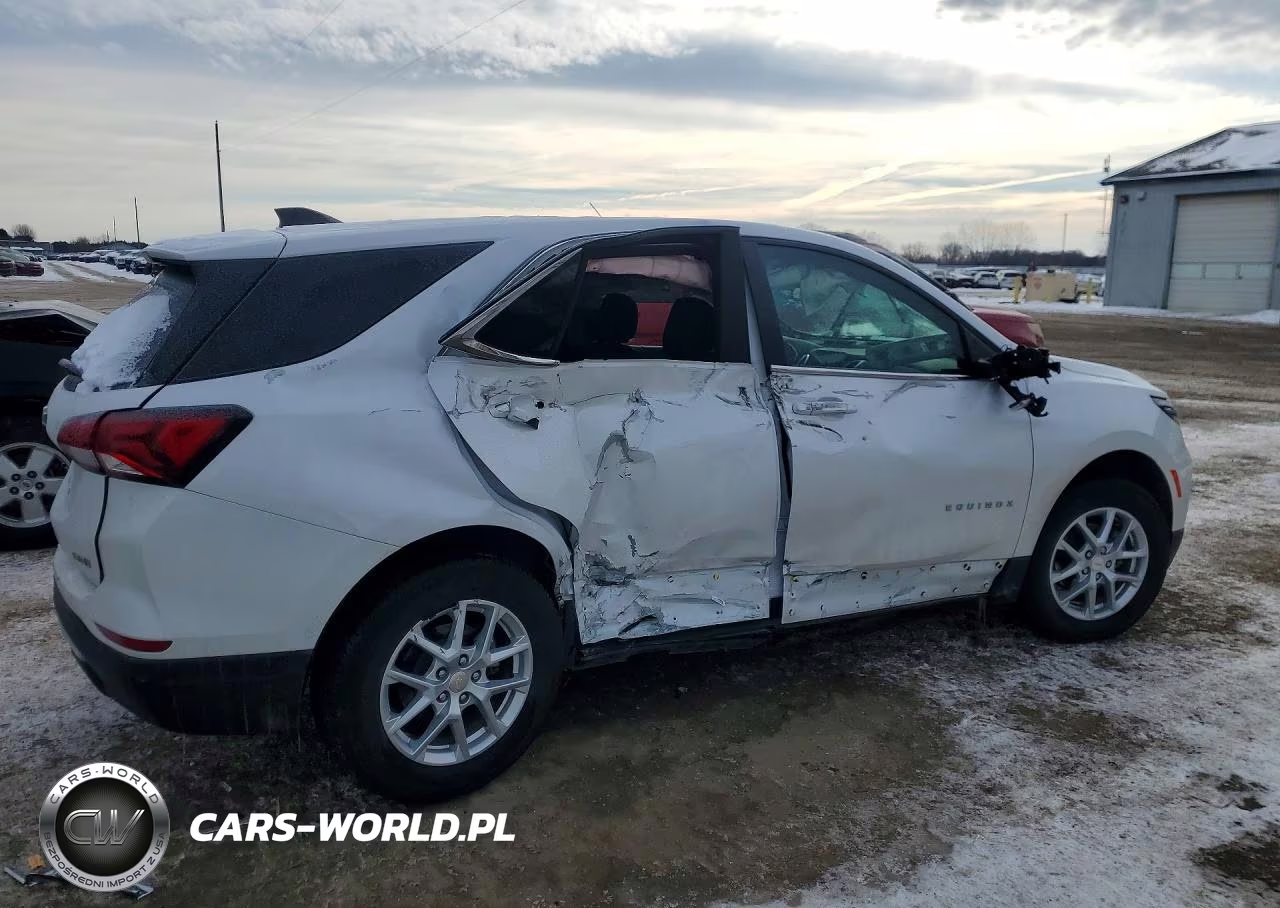 2024 Chevrolet Equinox Lt VIN:3GNAXUEG4RL309037 - 3