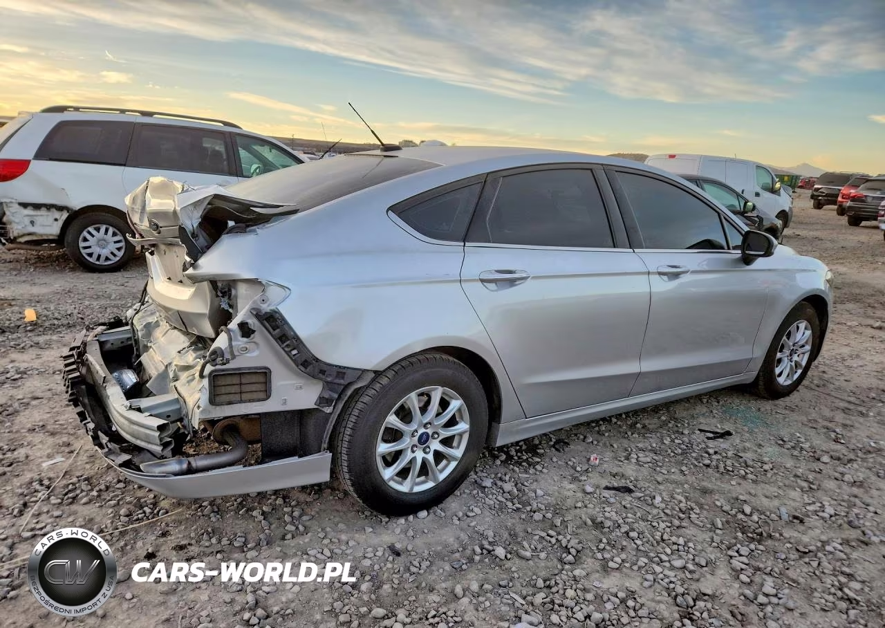 2017 Ford Fusion S VIN:3FA6P0G72HR317269 - 3