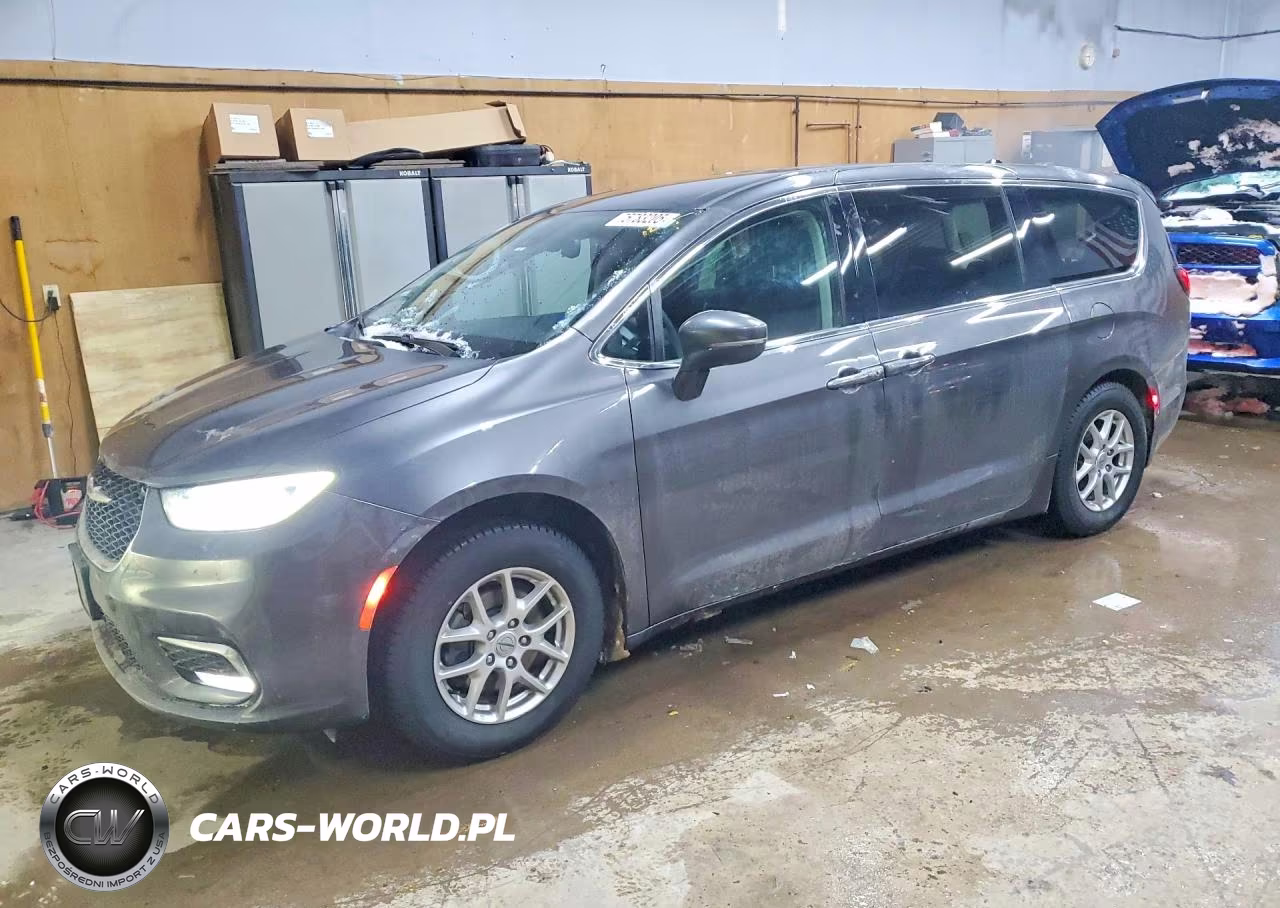 2023 Chrysler Pacifica Touring L