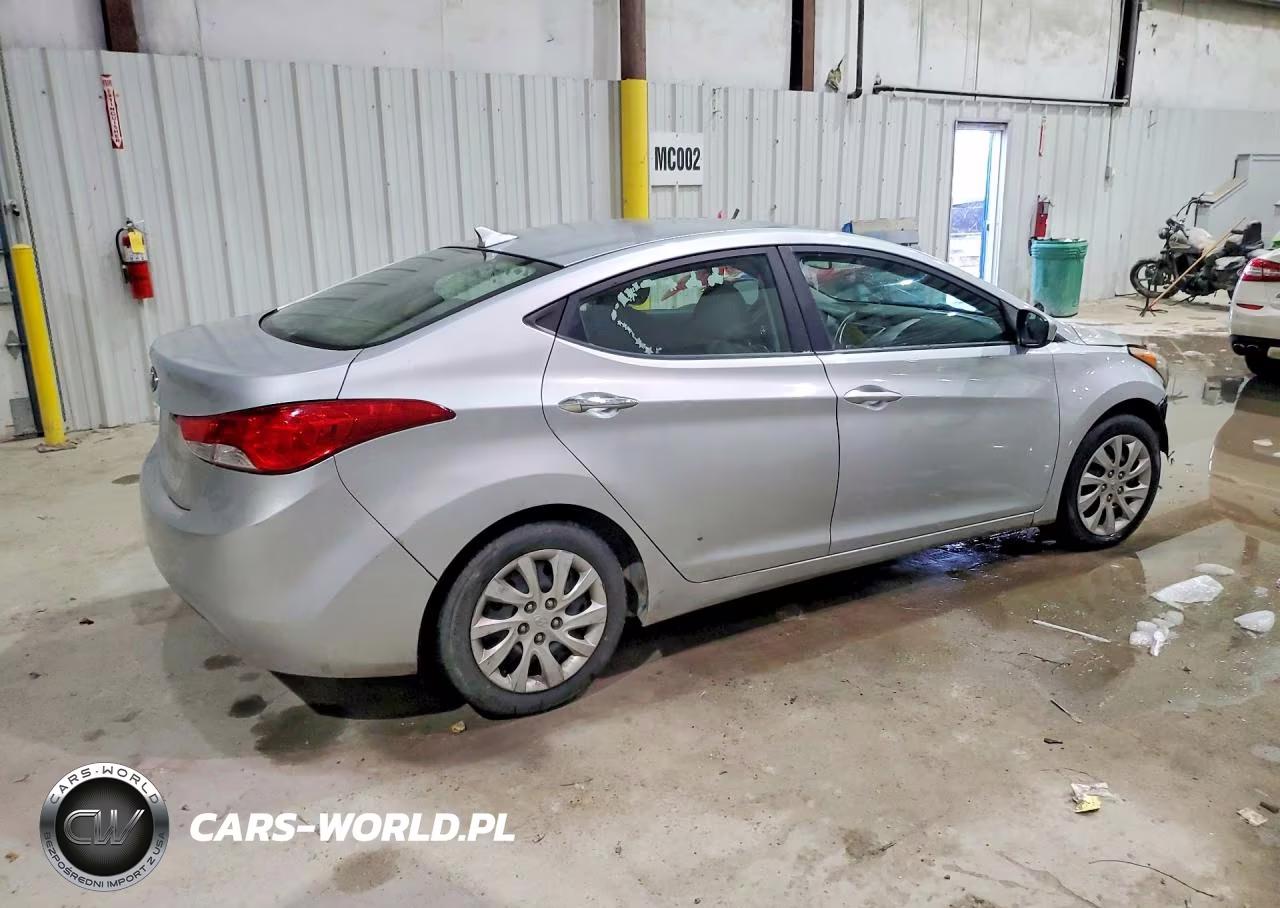 2011 Hyundai Elantra Gls VIN:5NPDH4AE2BH030232 - 3