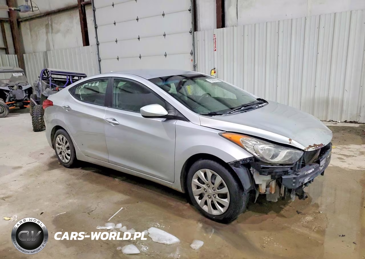 2011 Hyundai Elantra Gls VIN:5NPDH4AE2BH030232 - 4