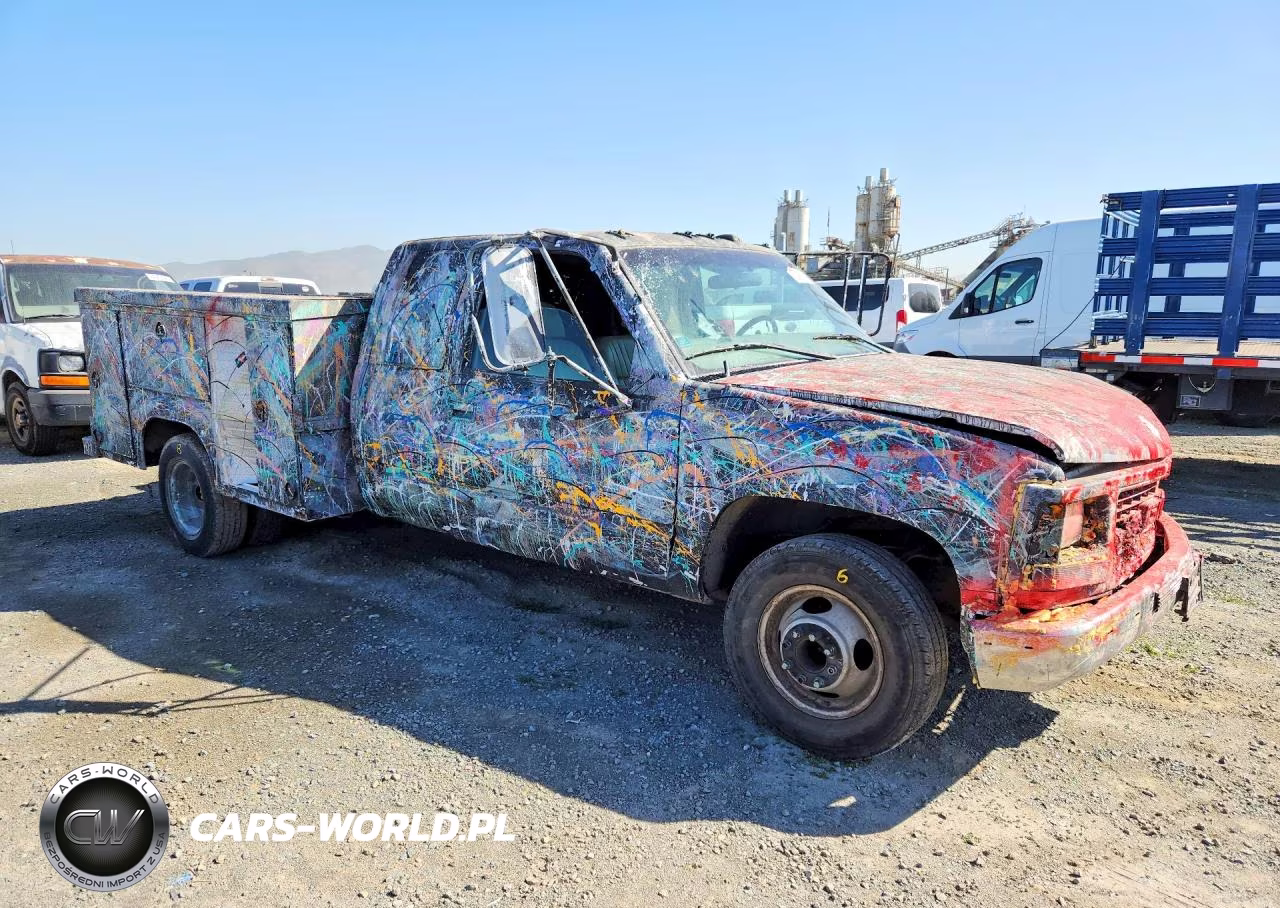 1999 GMC Sierra 3500 Utility - Service Truck VIN:1GTHC39J3XF095927 - 4