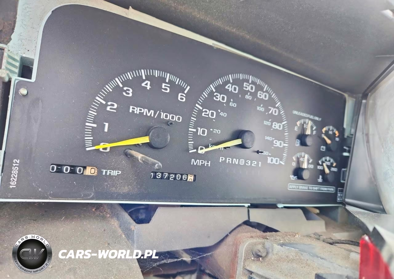1999 GMC Sierra 3500 Utility - Service Truck VIN:1GTHC39J3XF095927 - 9