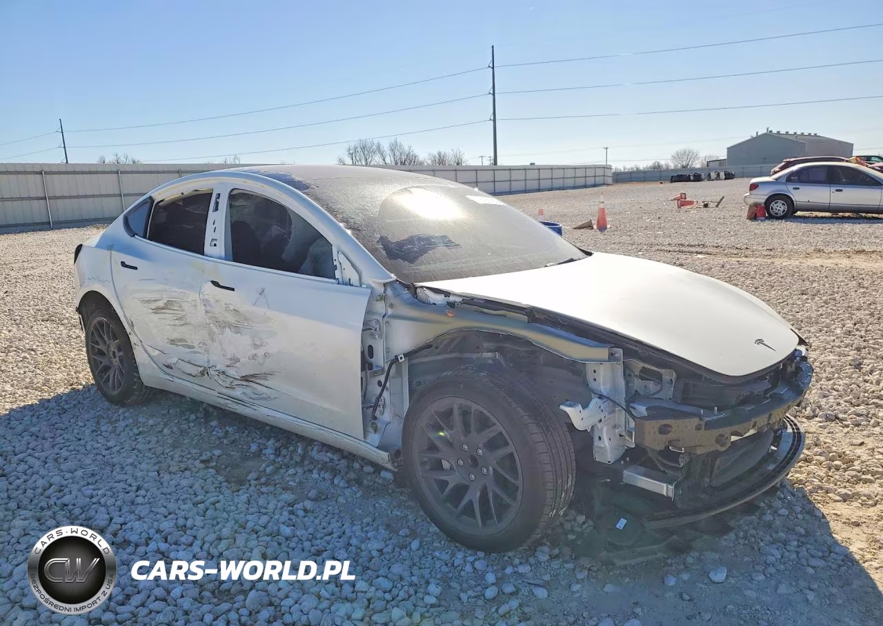 2026 Tesla Model 3 VIN:5YJ3E1EA8TF116140 - 4