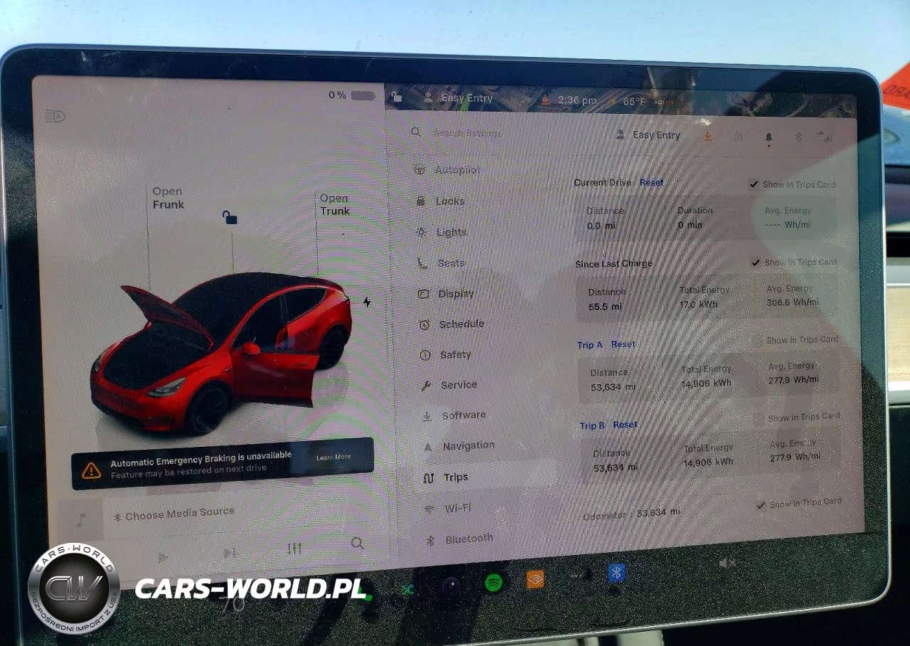 2022 Tesla Model Y VIN:7SAYGDEF5NF486819 - 9