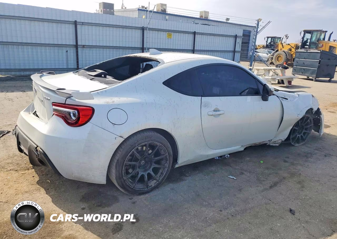 2020 Subaru Brz Limited VIN:JF1ZCAC17L8703745 - 3