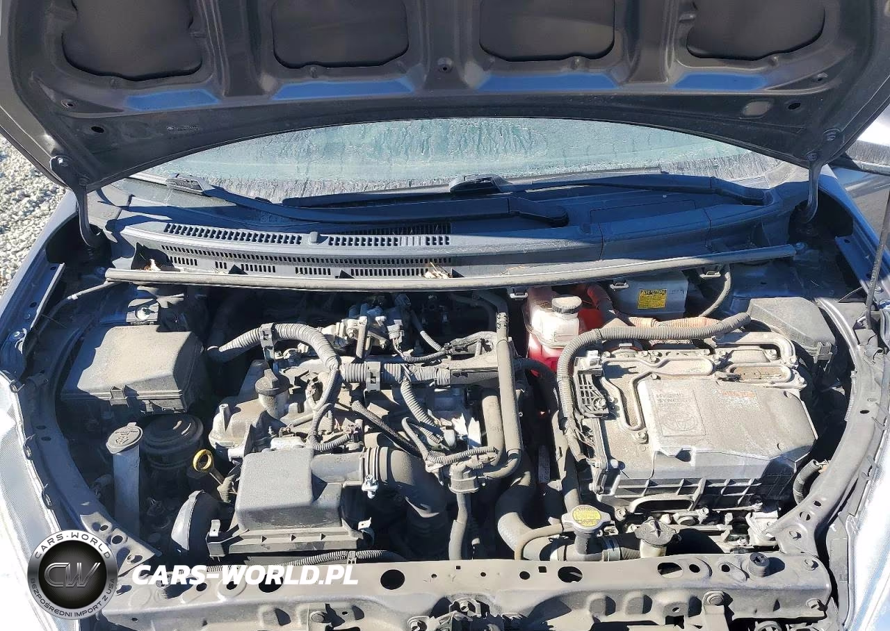 2014 Toyota Prius C VIN:JTDKDTB38E1084656 - 12