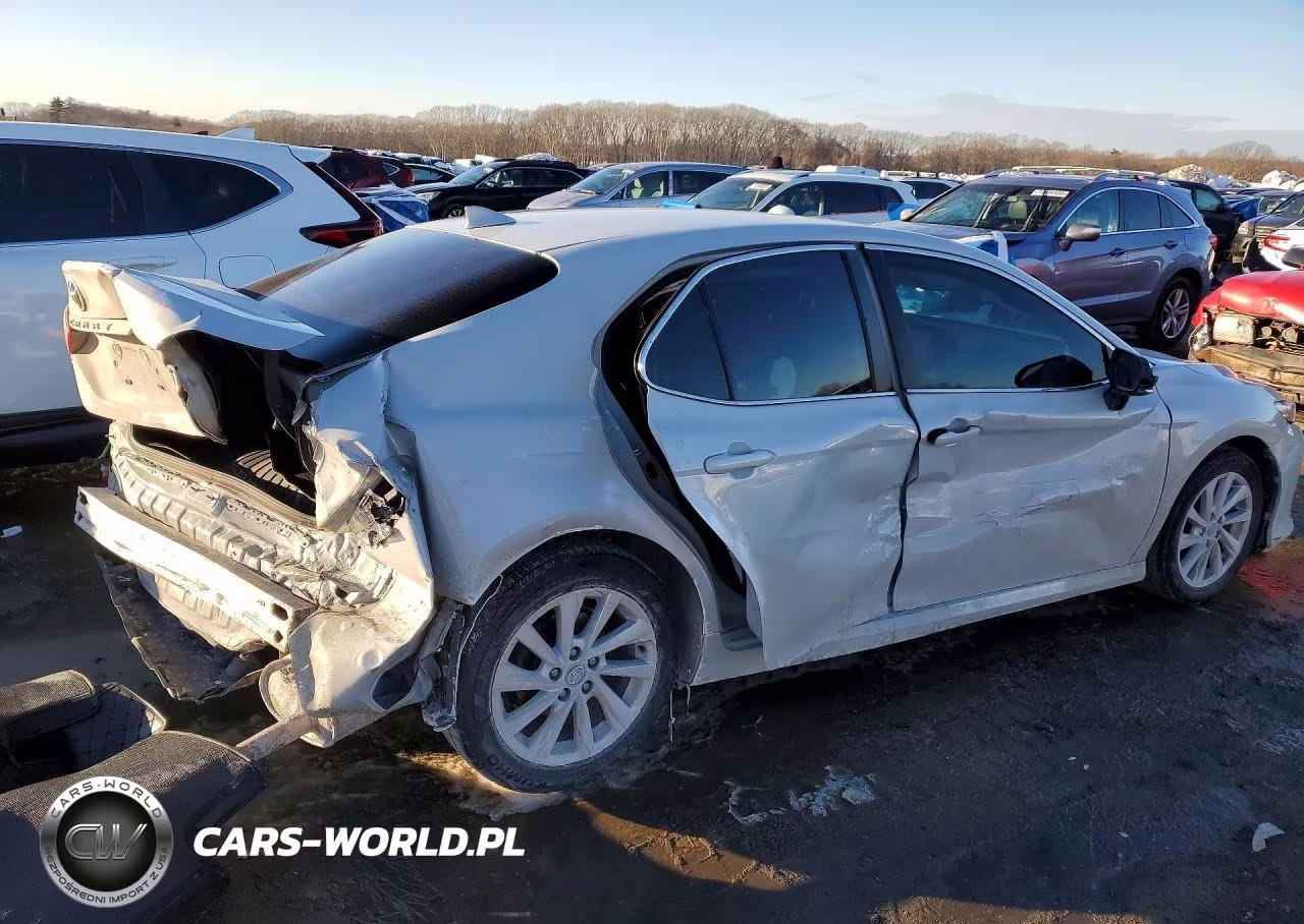 2022 Toyota Camry Le VIN:4T1C11BKXNU069787 - 3