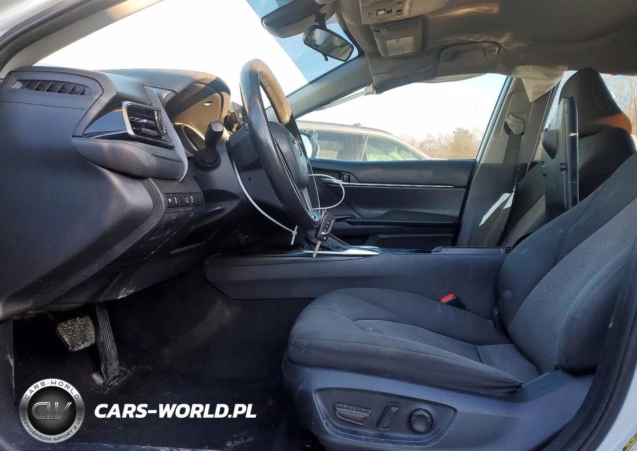 2022 Toyota Camry Le VIN:4T1C11BKXNU069787 - 7
