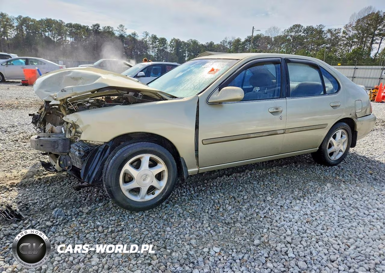 1999 Nissan Altima Xe