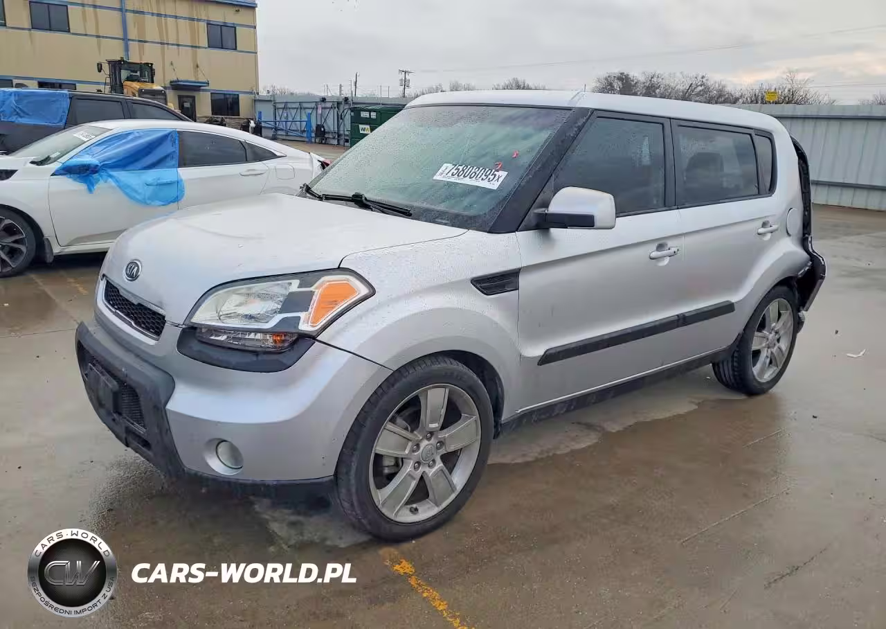 2011 Kia Soul +