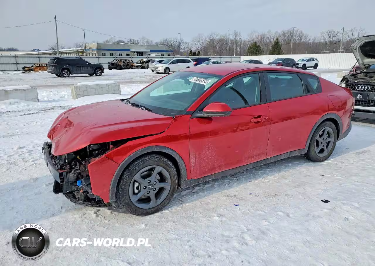 2025 Kia K4 Lxs