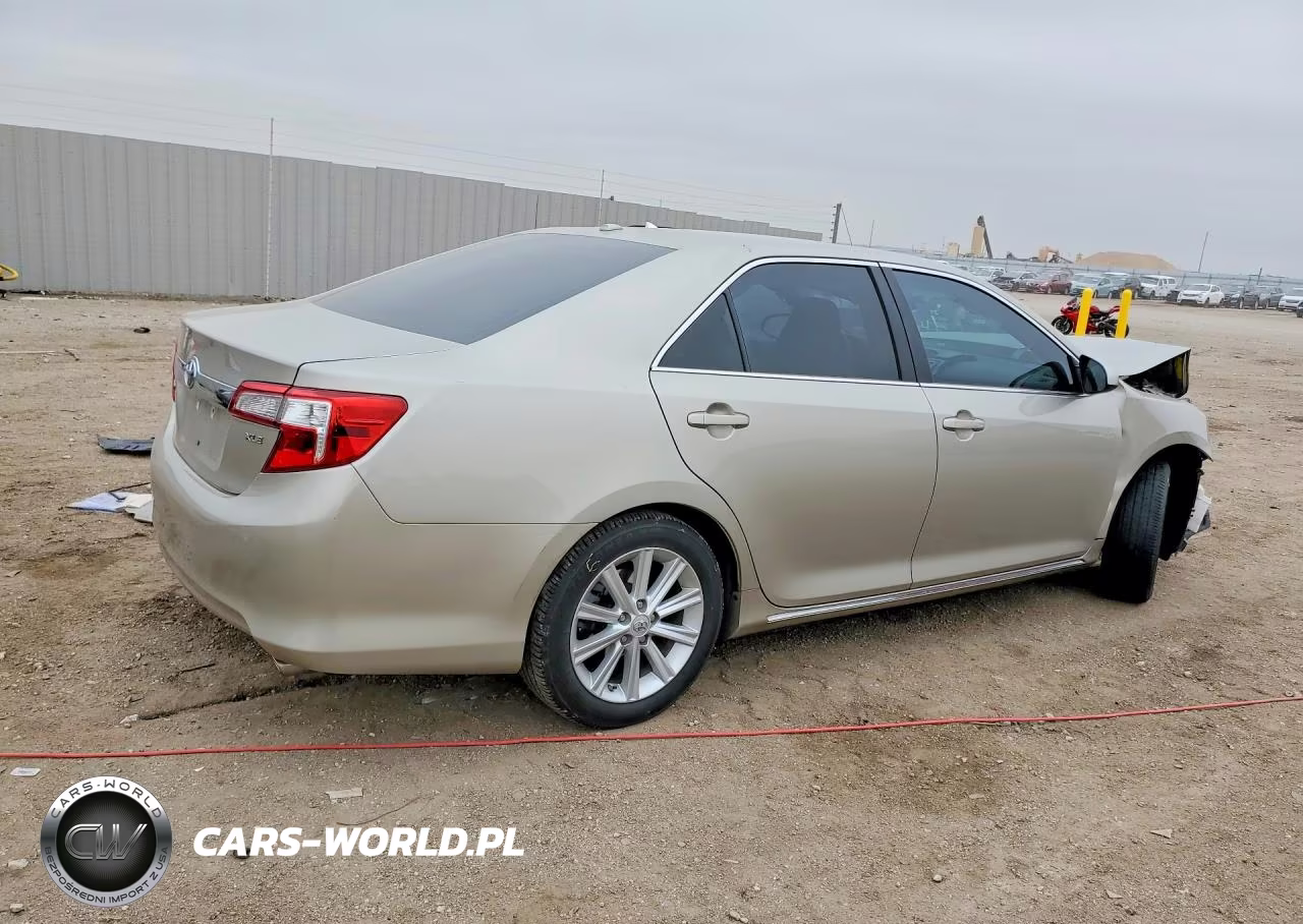 2013 Toyota Camry VIN:4T1BF1FK5DU715419 - 3
