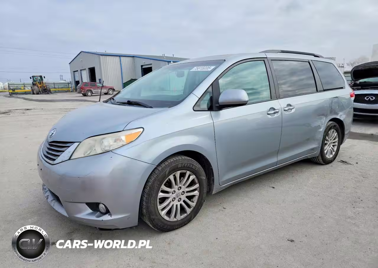 2014 Toyota Sienna Xle