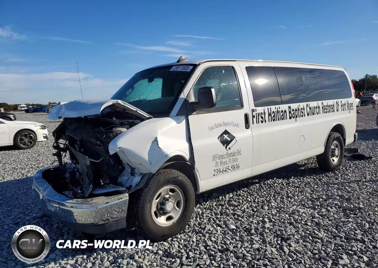 2017 Chevrolet Express G3500 Lt