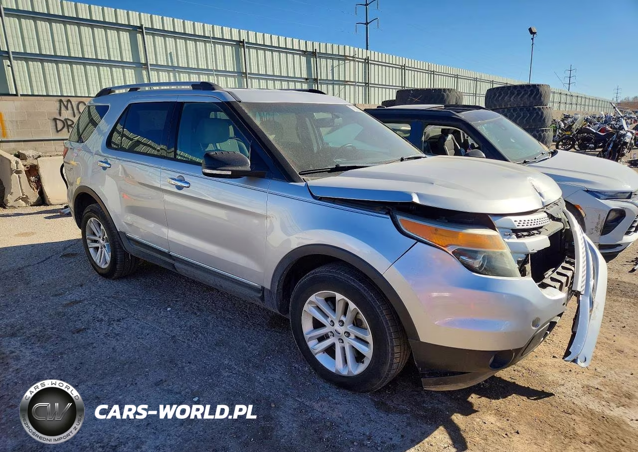 2014 Ford Explorer Xlt VIN:1FM5K8D89EGB62900 - 4