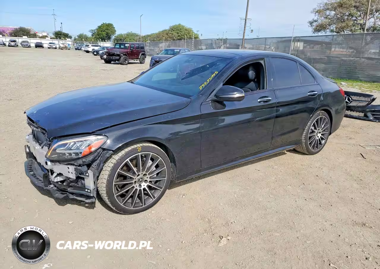 2020 Mercedes-Benz C 300