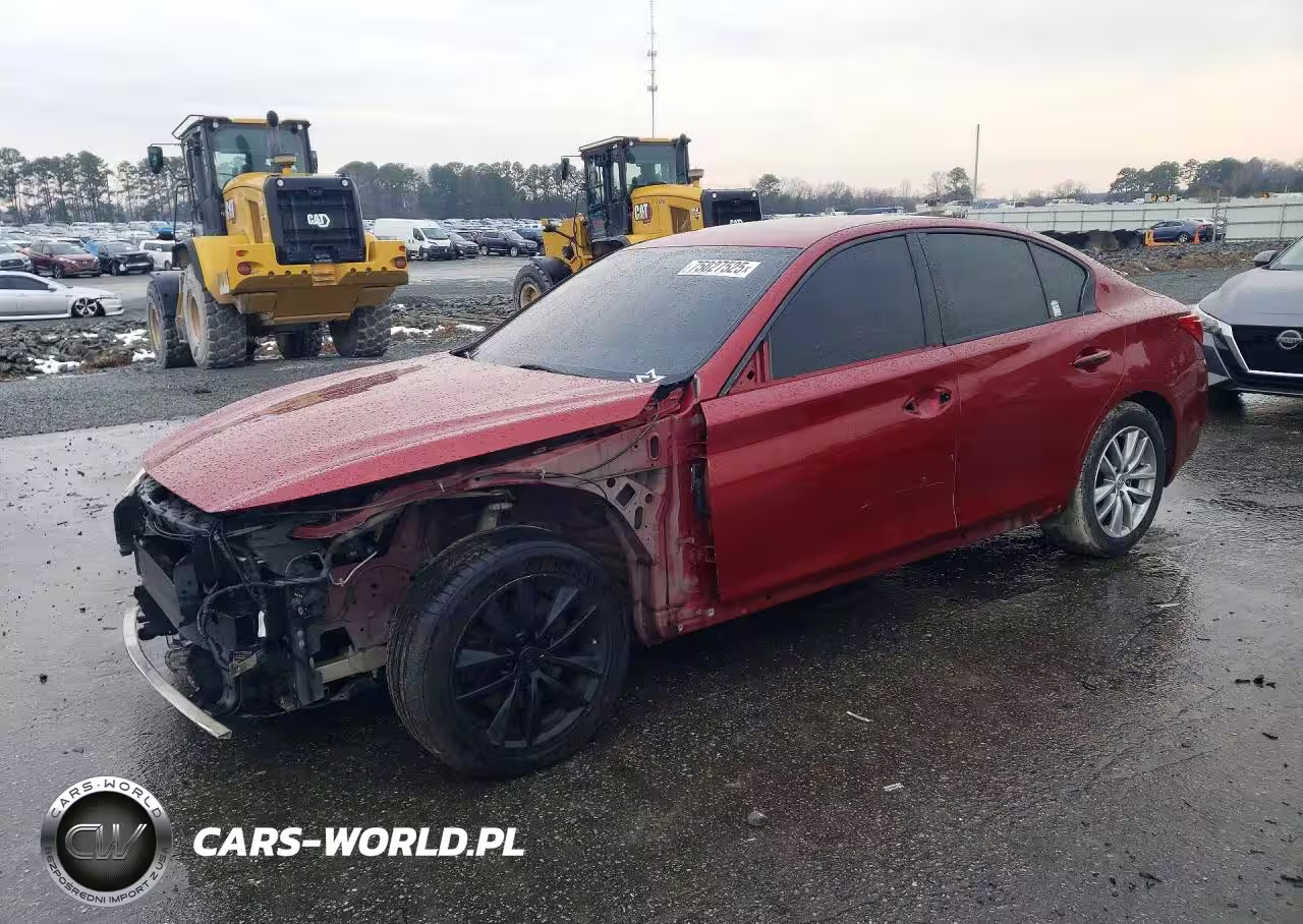 2015 Infiniti Q50 Base