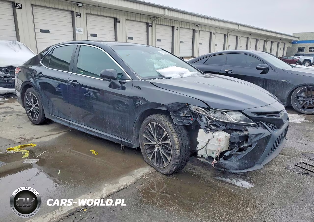 2018 Toyota Camry Se VIN:4T1B11HK5JU546221 - 4