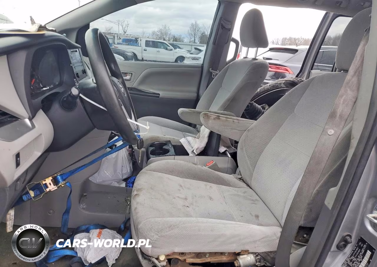 2015 Toyota Sienna Le VIN:5TDJK3DC9FS094888 - 7