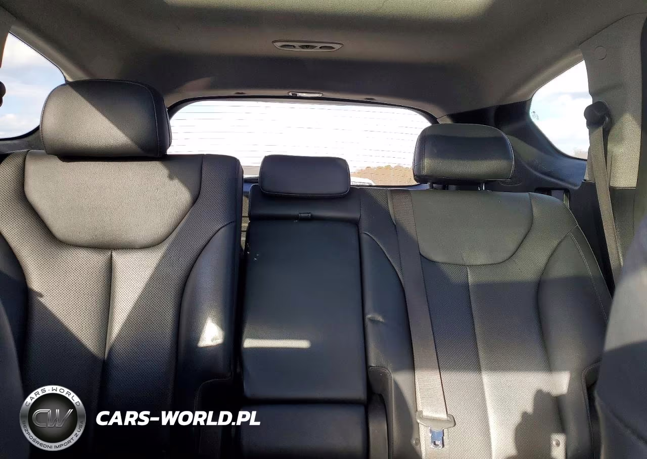 2020 Hyundai Santa Fe Limited VIN:5NMS5CAD3LH150606 - 10