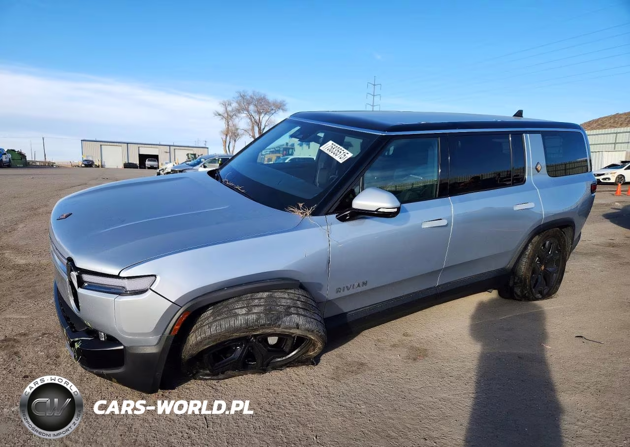 2025 Rivian R1S Adventure